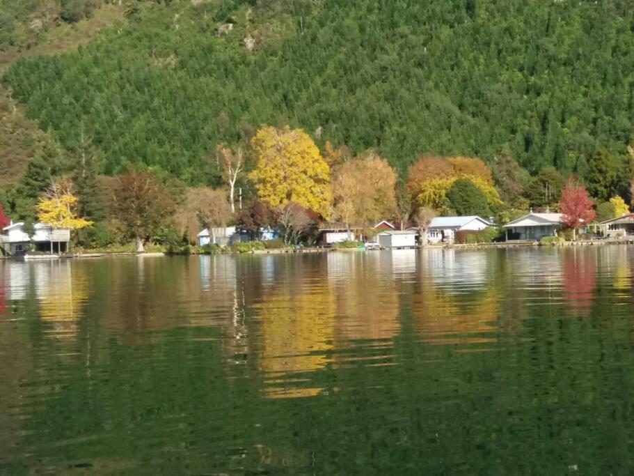 Lake Rotoiti Lakehouse Retreat Rotorua Exteriér fotografie